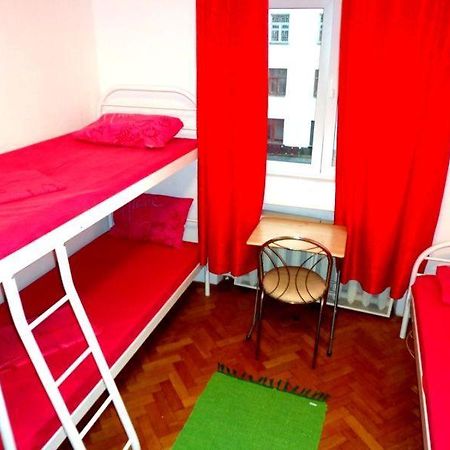 Hostel Kreshatik Kiev Exterior foto