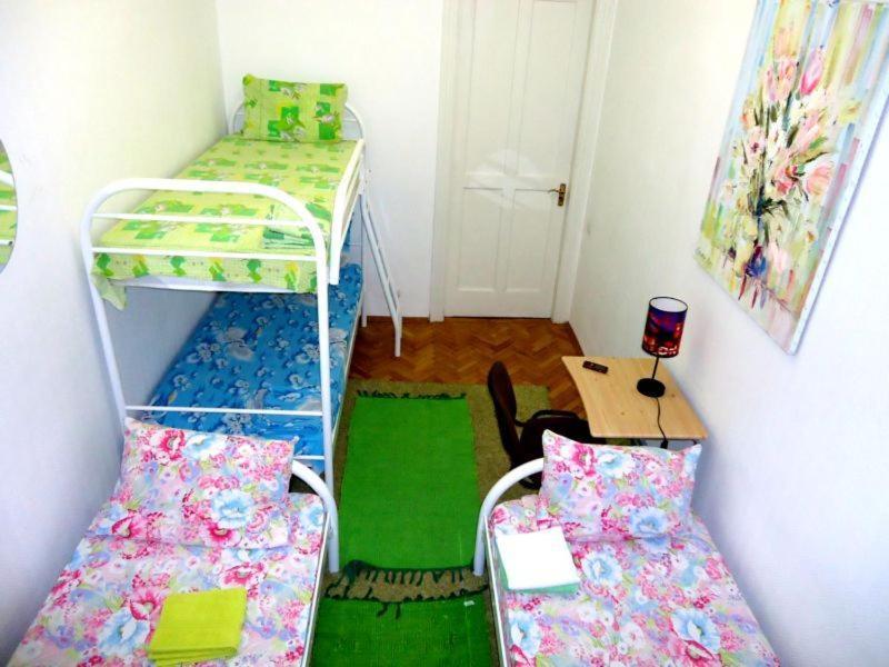 Hostel Kreshatik Kiev Habitación foto